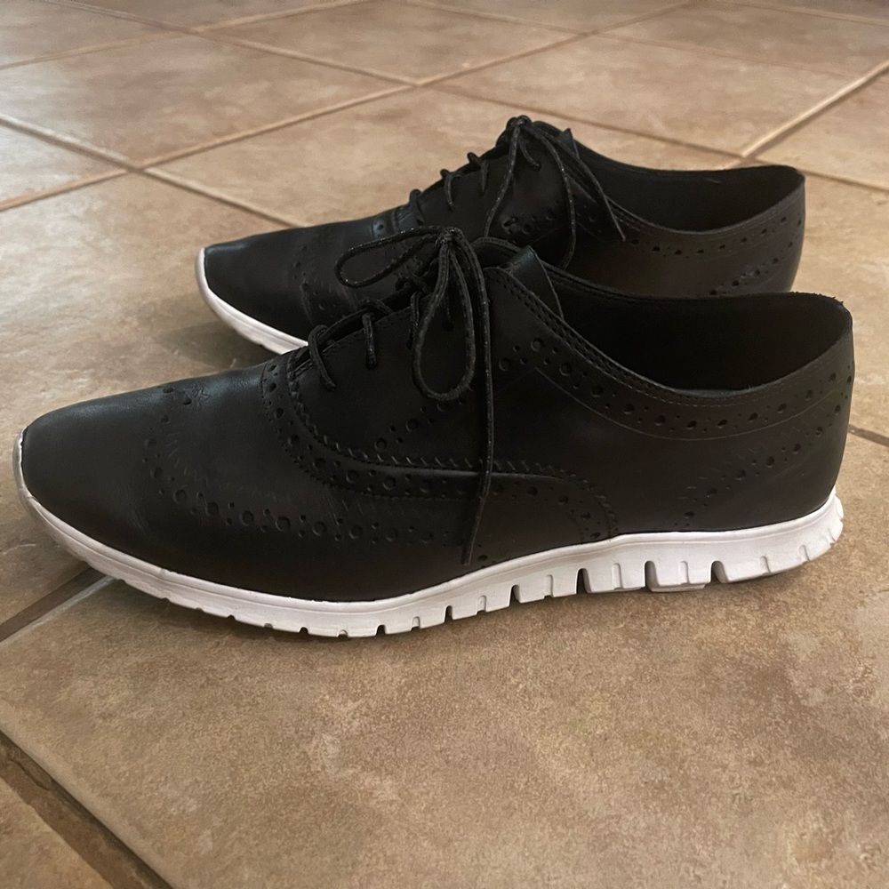 Cole Haan Women’s ZEROGRAND Wingtip Oxford